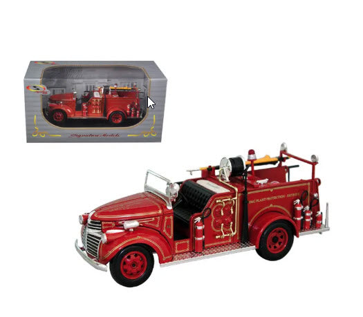 GMC 1941 Fire Engine Truck Red 1/32 Diecast Model by Signature Models