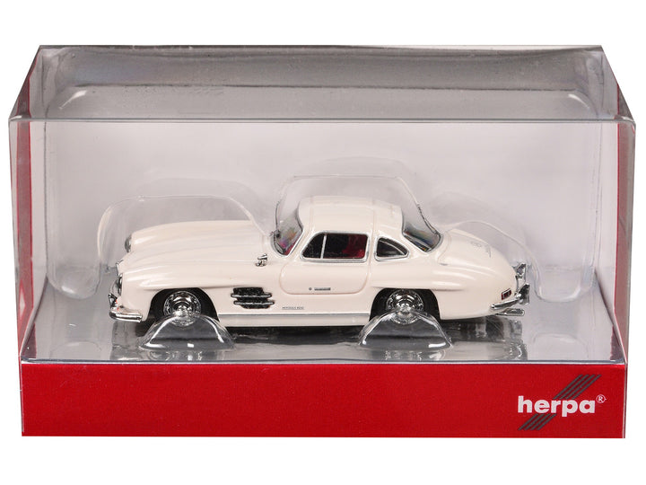 Mercedes-Benz 300 SL Gullwing White with Red Interior 1/87 (HO) Plastic Model Car by Promotex-1