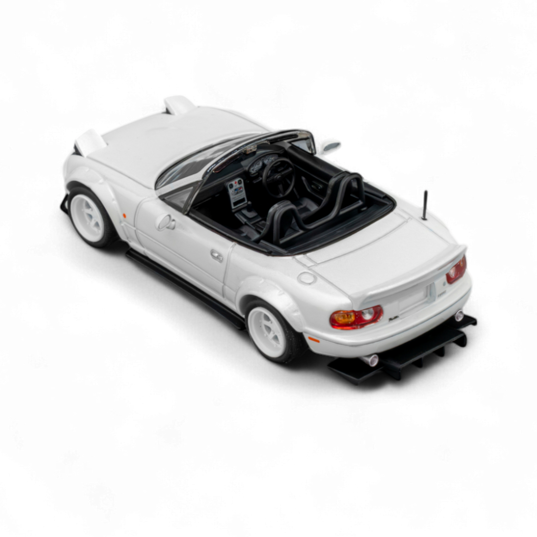 Custom MX5 Rocket Bunny - Metallic White 1:64 by Microturbo  4