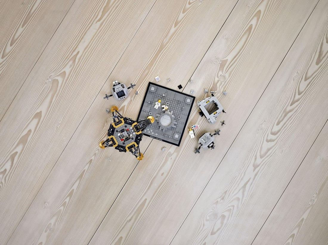 LEGO 10266 NASA Apollo 11 Lunar Lander *Retired* 5