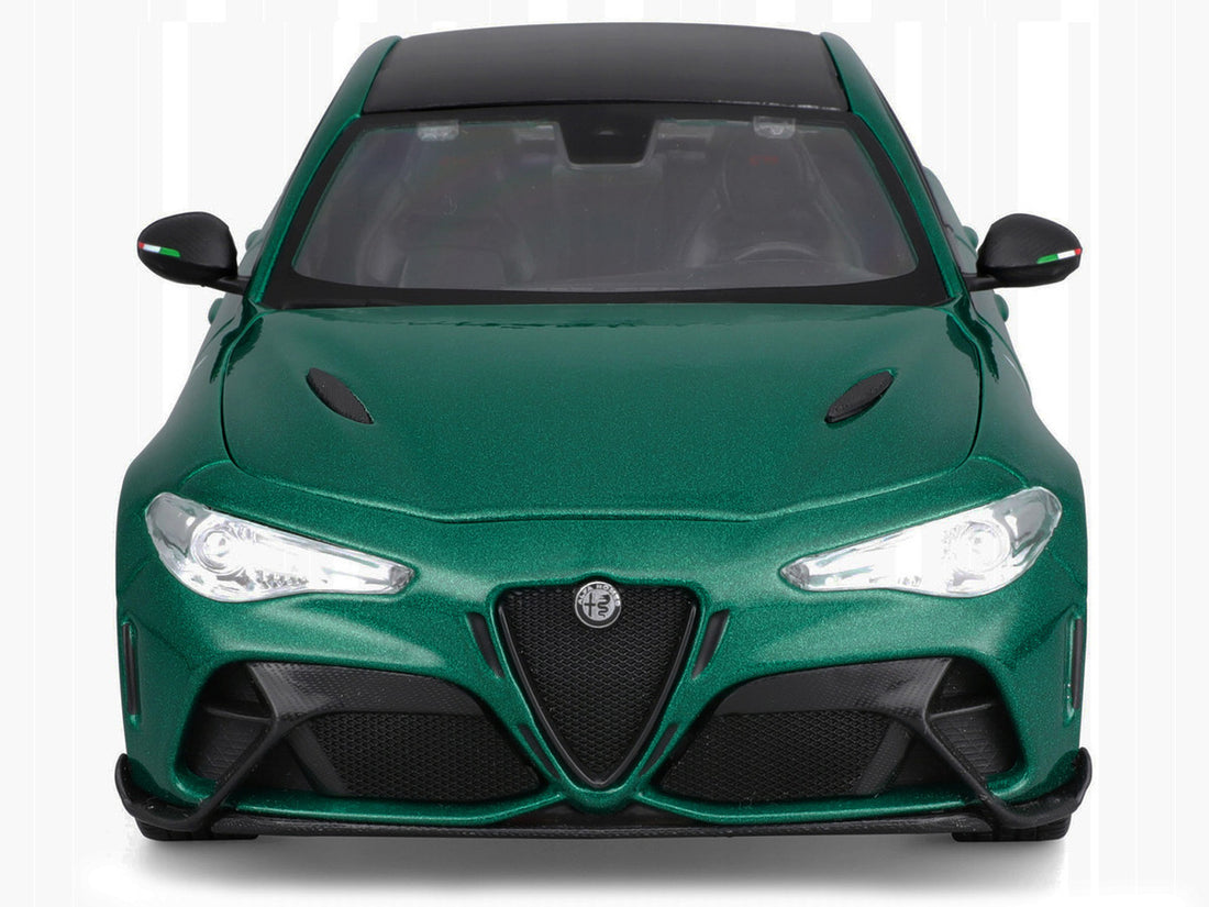 Alfa Romeo Giulia GTA Green Metallic with Carbon Top 1/18 Diecast Model Car by Bburago-0