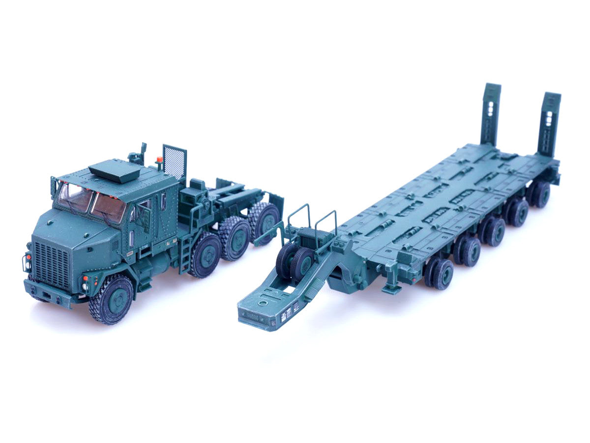 M1070 Heavy Equipment Transporter Army Green "Armor Premium" Series 1/72 Diecast Model by Panzerkampf-1