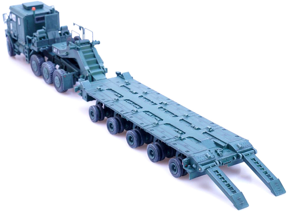 M1070 Heavy Equipment Transporter Army Green "Armor Premium" Series 1/72 Diecast Model by Panzerkampf-3