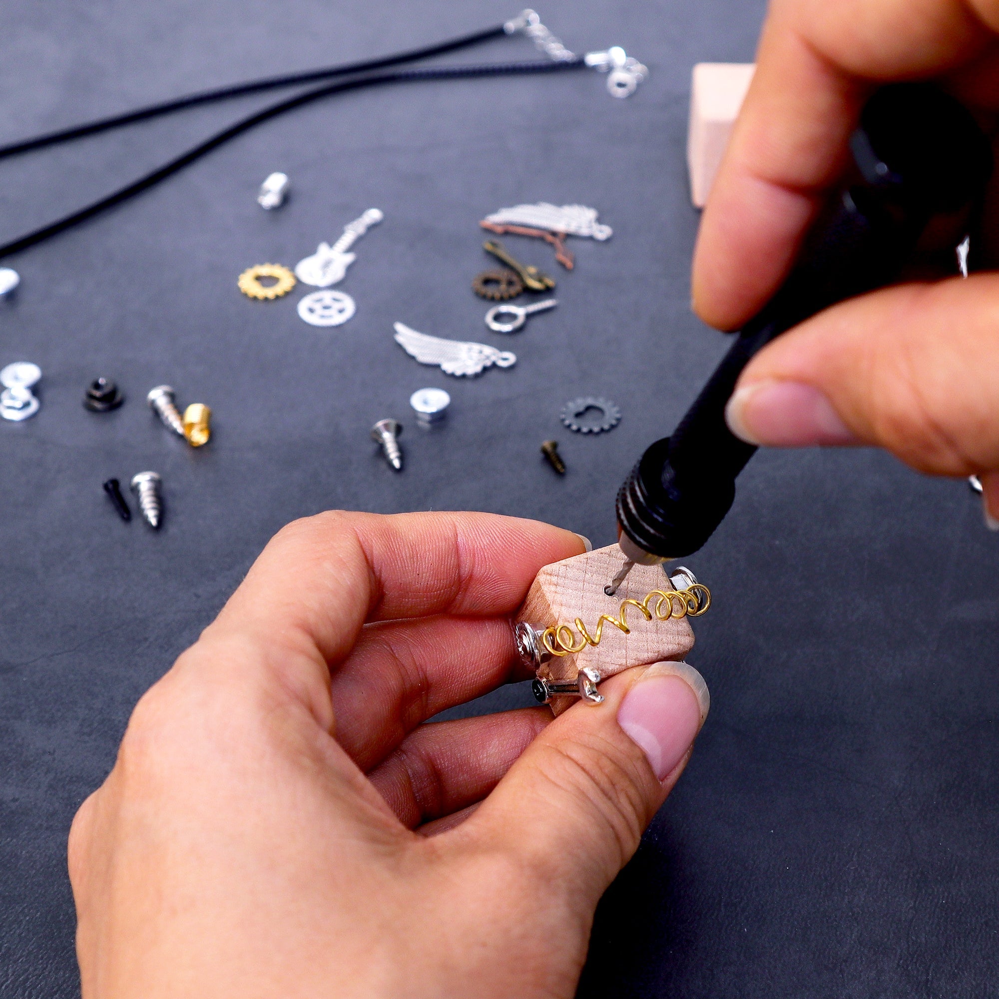 DIY Timberbot Kit – Build 2 Wooden Robots, Make Keychains & Necklaces 2