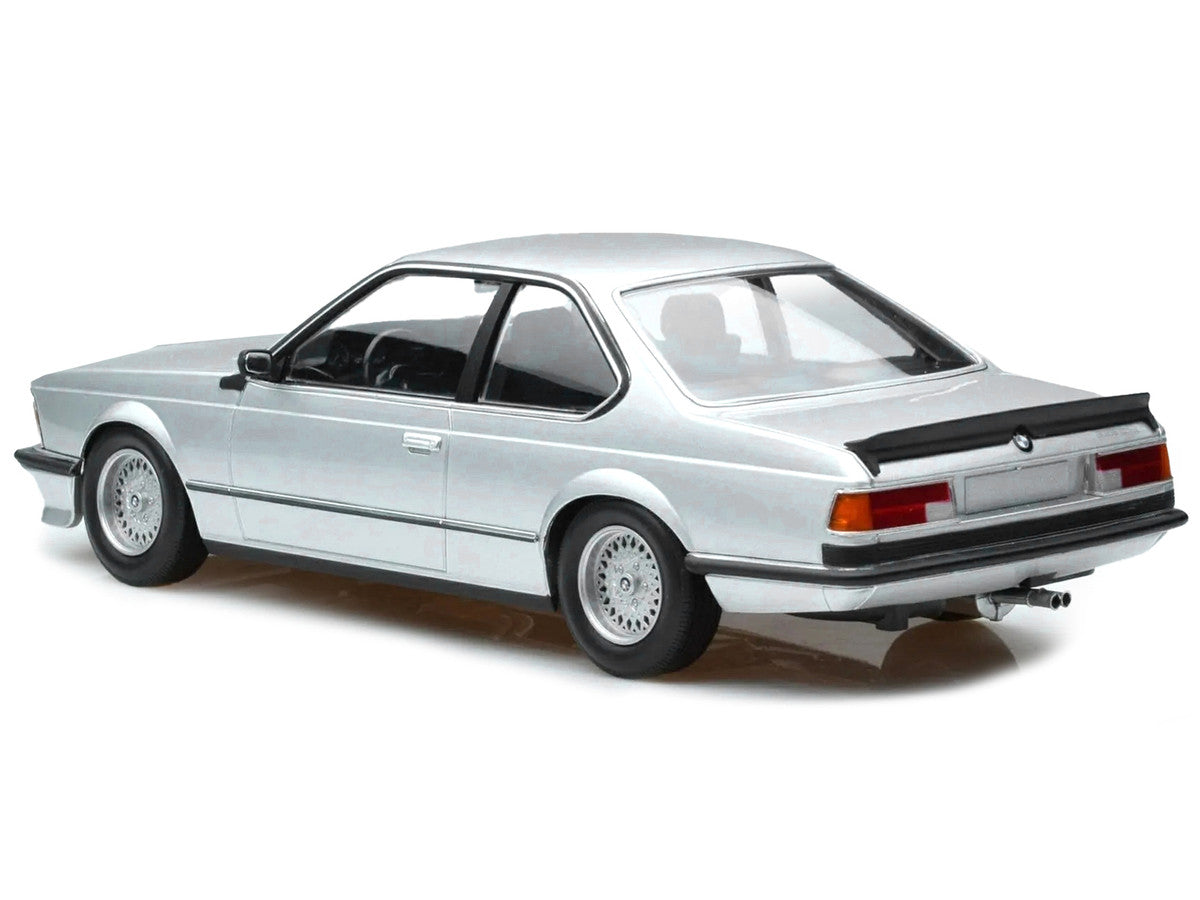 1982 BMW 635 CSi Silver Metallic 1/18 Diecast Model Car by Minichamps-2