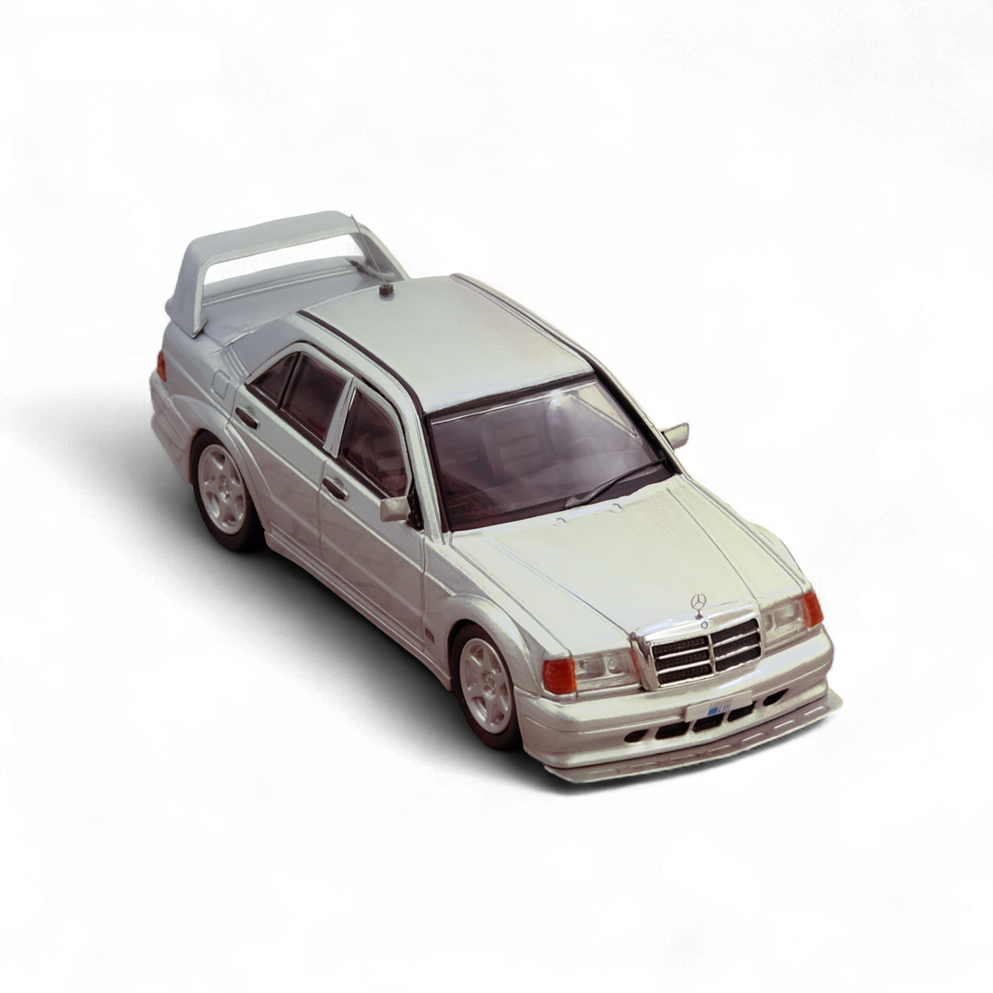 Mercedes Benz 190E Silver 1:64 by Inno64  3