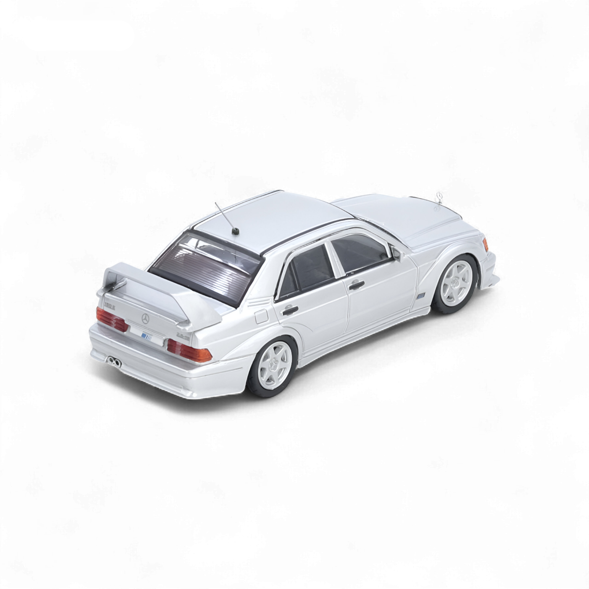 Mercedes Benz 190E Silver 1:64 by Inno64  2