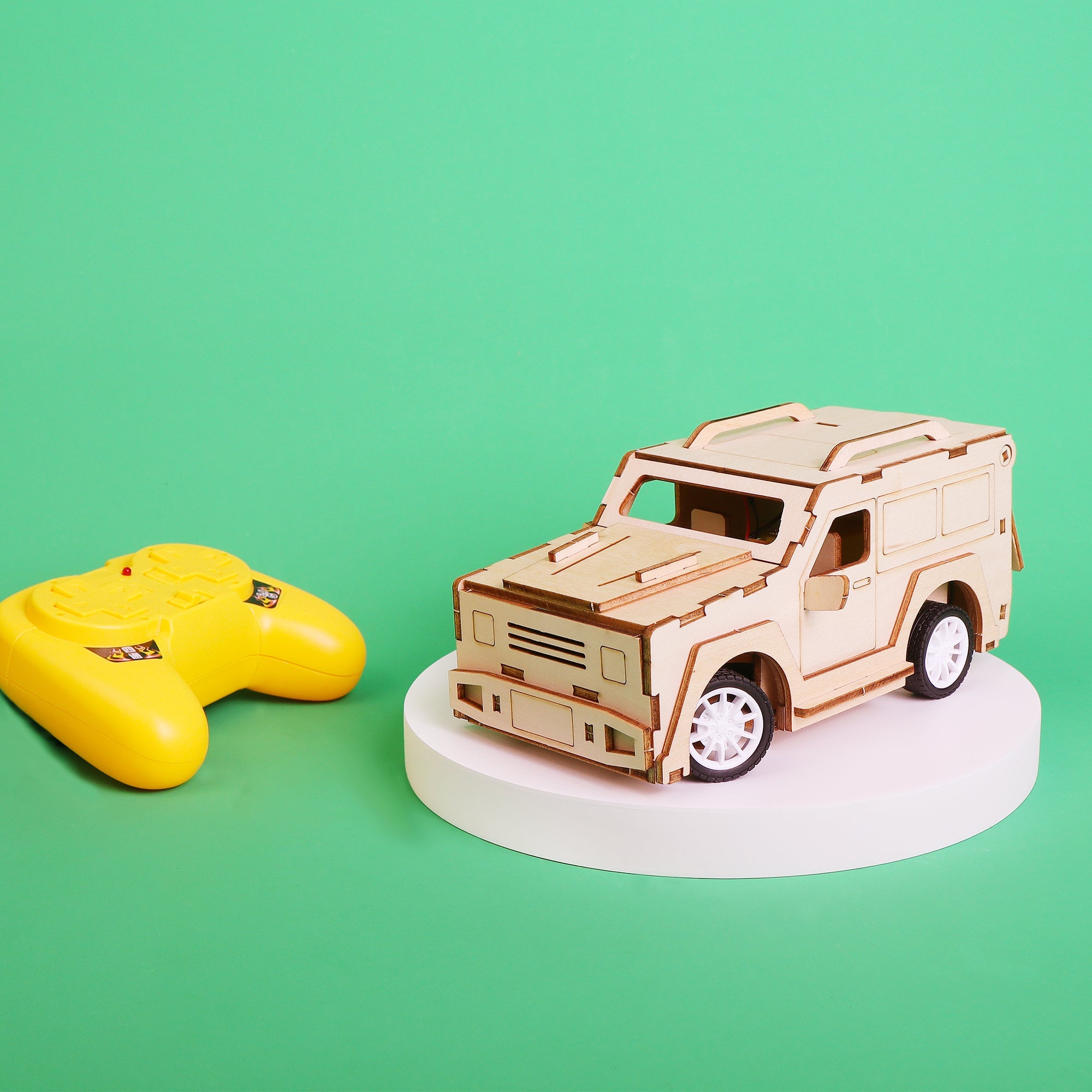 RC 2.4 GHz SUV Car DIY Kit, Educational STEM Toy