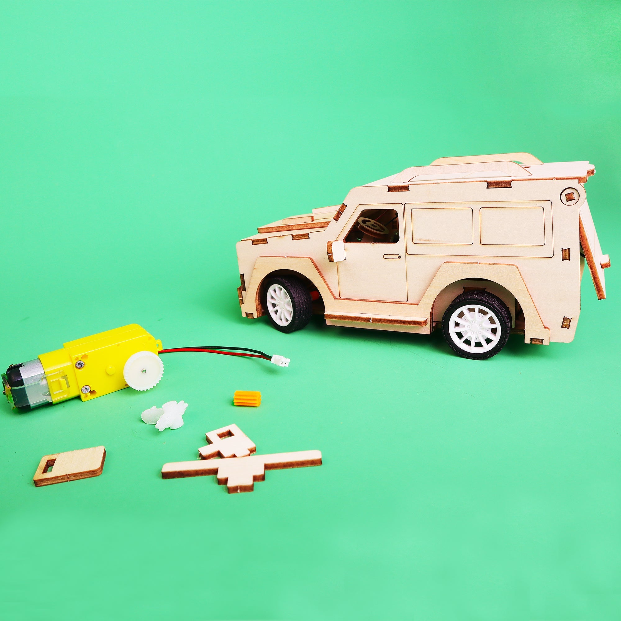 RC 2.4 GHz SUV Car DIY Kit, Educational STEM Toy 5