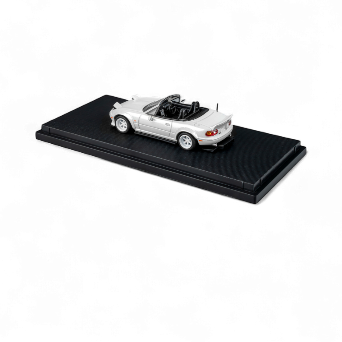 Custom MX5 Rocket Bunny - Metallic White 1:64 by Microturbo  6