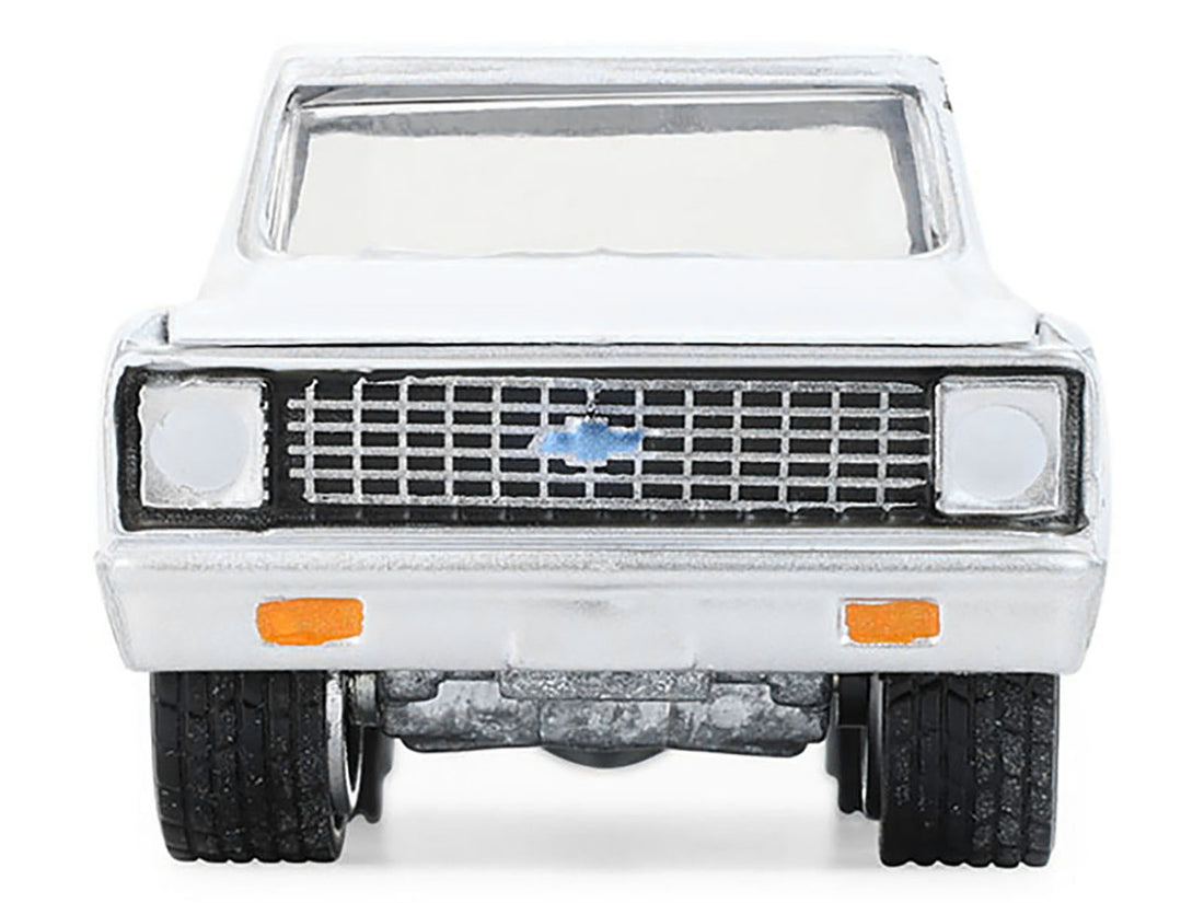 Chevrolet Cheyenne C10 1972 Short Bed Pickup Truck White "Hobby Exclusive" Series 1/64 Diecast Model Car by Greenlight 3