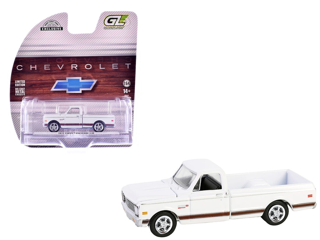 Chevrolet Cheyenne C10 1972 Short Bed Pickup Truck White "Hobby Exclusive" Series 1/64 Diecast Model Car by Greenlight 4
