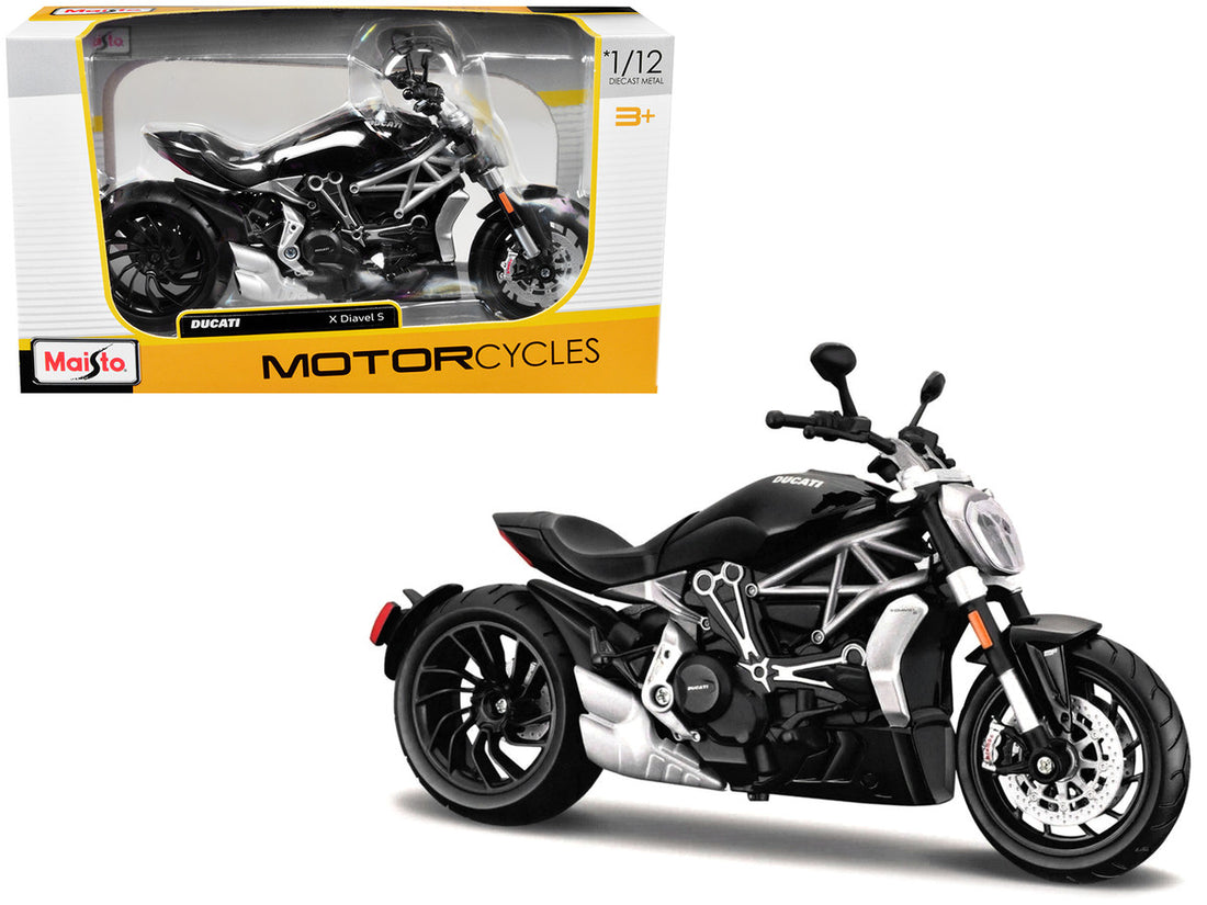 Ducati X Diavel S Black 1/12 Diecast Motorcycle Model by Maisto-2