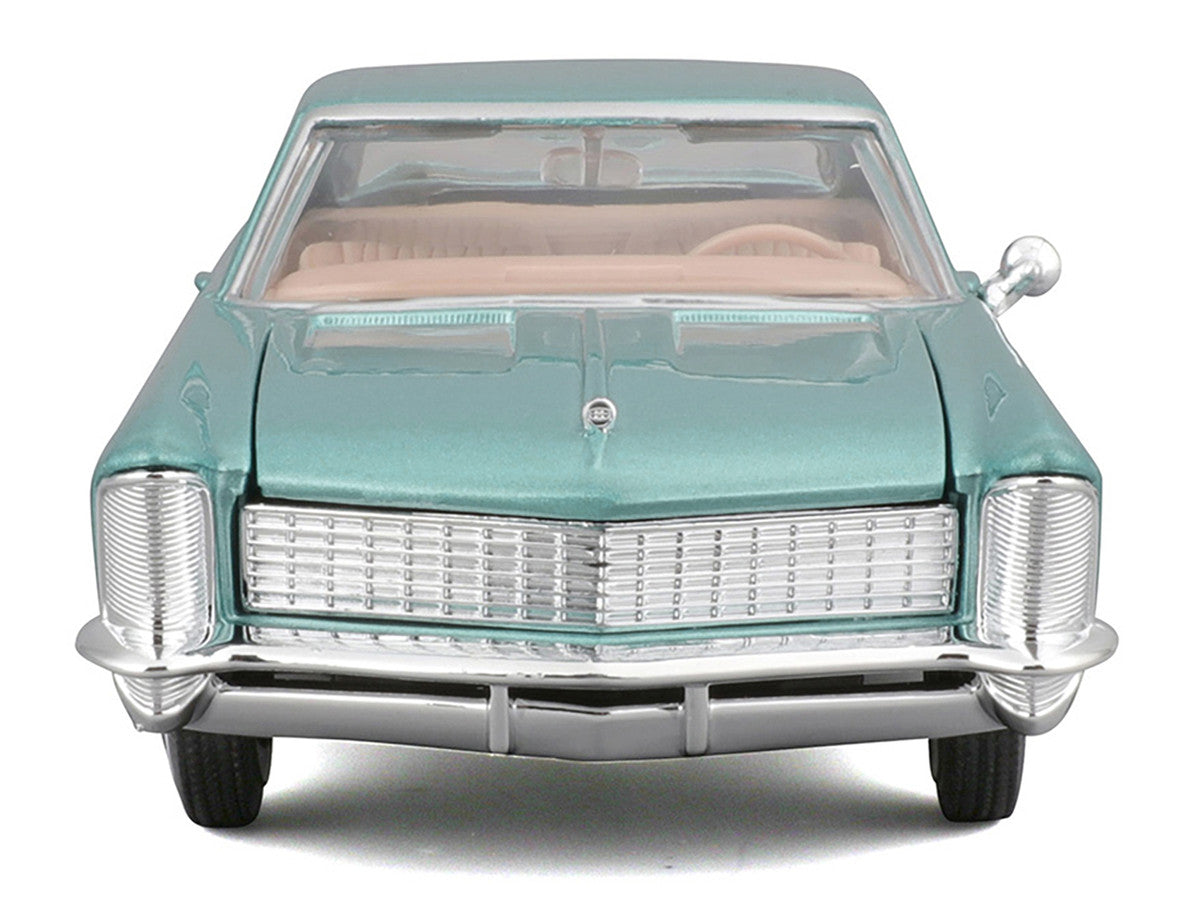 1965 Buick Riviera Gran Sport Light Blue Metallic "Special Edition" Series 1/26 Diecast Model Car by Maisto-4