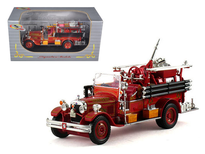 Seagrave 1931 Fire Engine Truck Red 1/32 Diecast Model by Signature Models