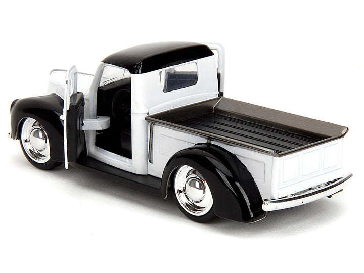 1941 Ford Pickup Truck "Mickey Mouse - Steamboat Willie" White and Black "Hollywood Rides" Series 1/32 Diecast Model Car by Jada-1