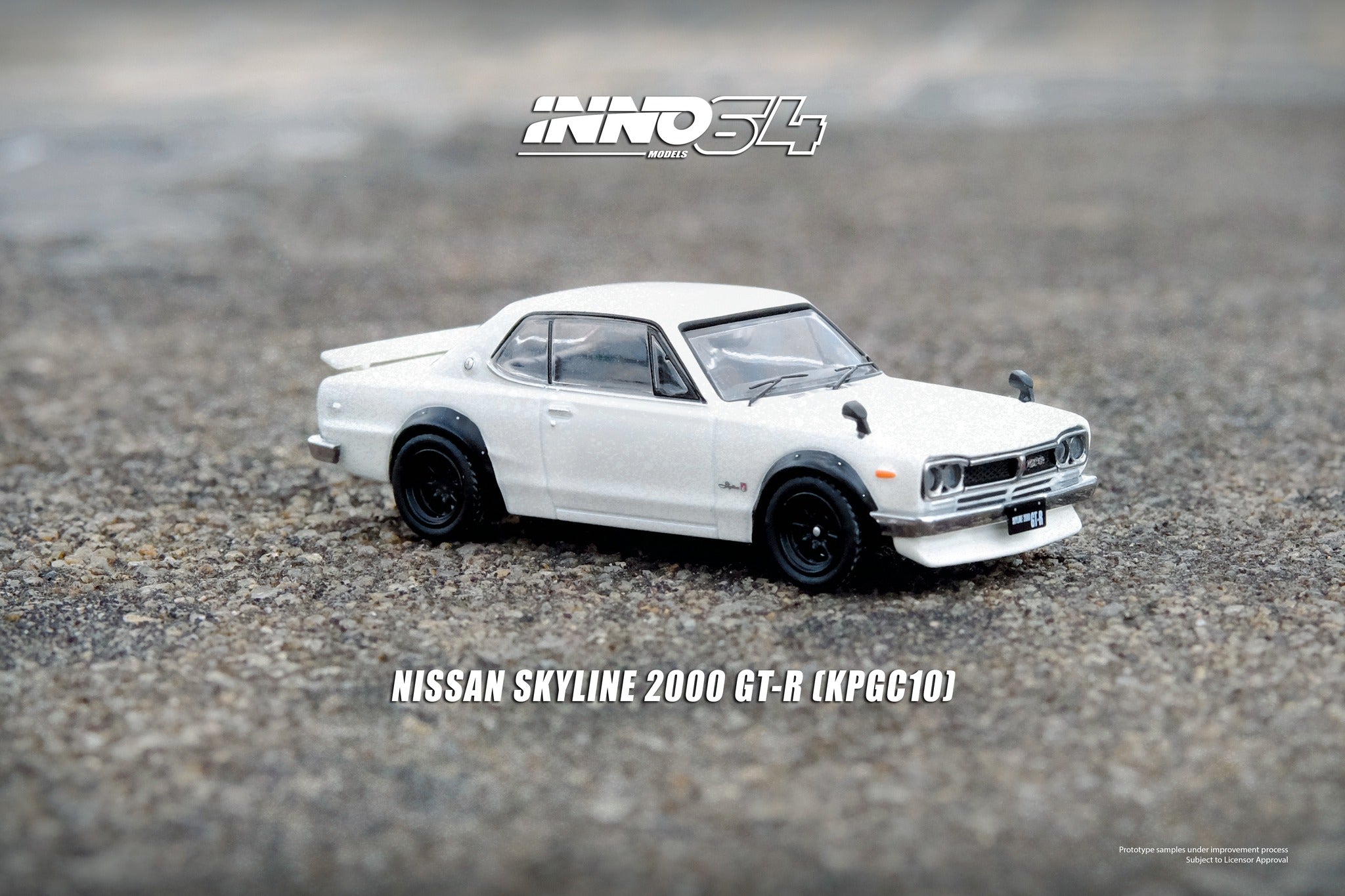 Nissan Skyline 2000 GT-R (KPGC10) in White 1:64 by Inno64