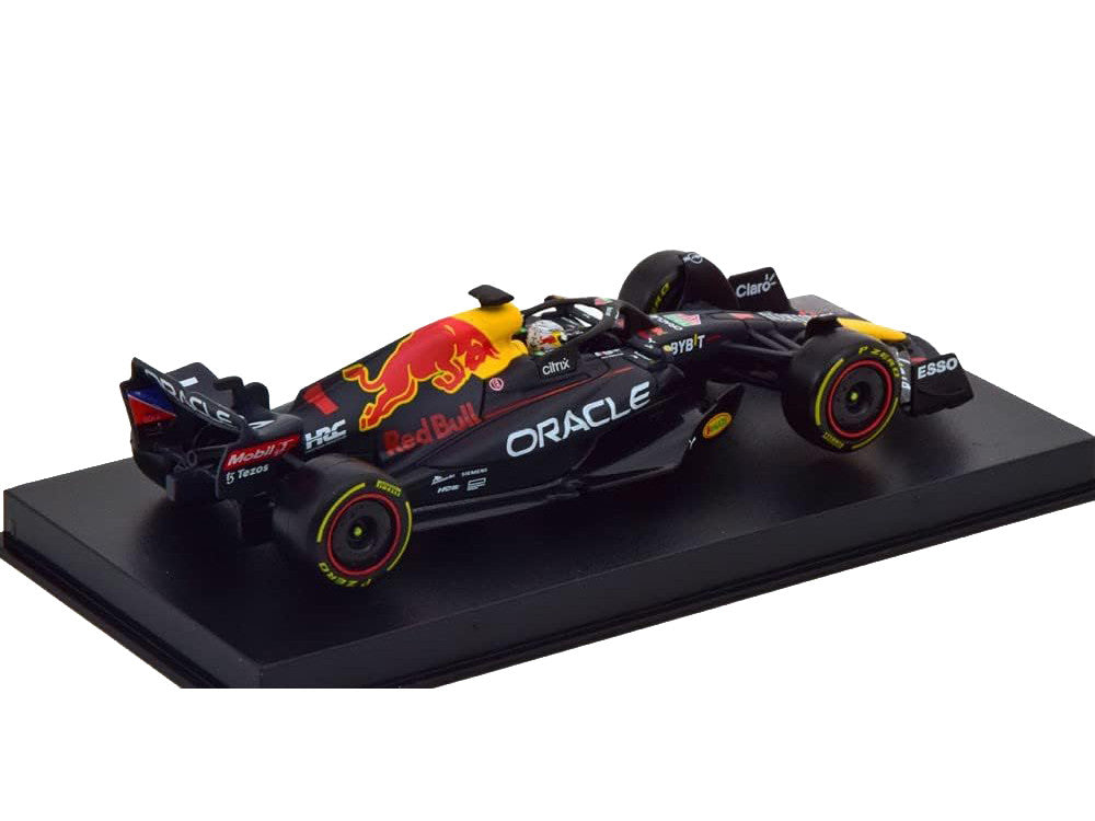 Red Bull Racing RB18 #1 Max Verstappen "Formula One F1 World Championship" (2022) with Display Case 1/43 Diecast Model Car by Bburago-1