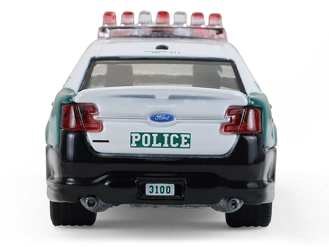 Ford Taurus 2014 "New York Police Department (NYPD) Vintage Tribute Livery" Green and Black with White Top "Hot Pursuit" Series 47 1/64 Diecast Model Car by Greenlight 4