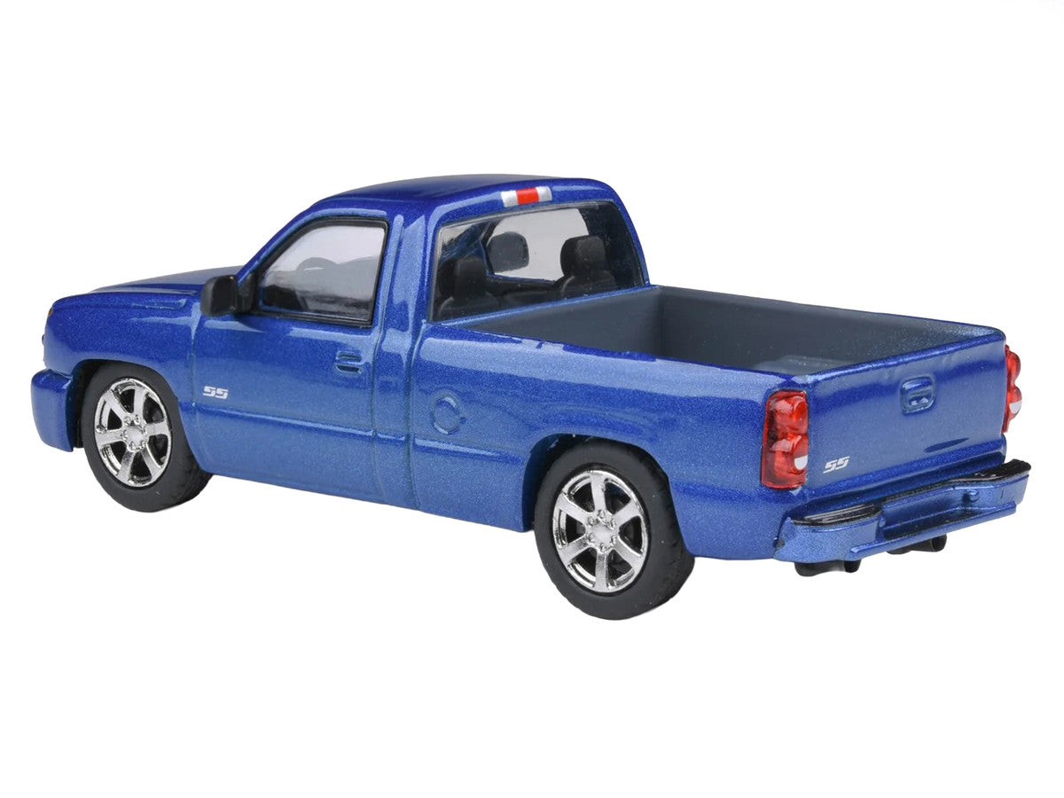 2006 Chevrolet Silverado 'Cateye' Pickup Truck Ming Blue Metallic 1/64 Diecast Model Car by Paragon Models-2