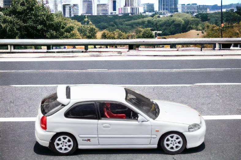 Honda Civic Type-R EK9 1st Generation in White 1:64 by Focal Horizon