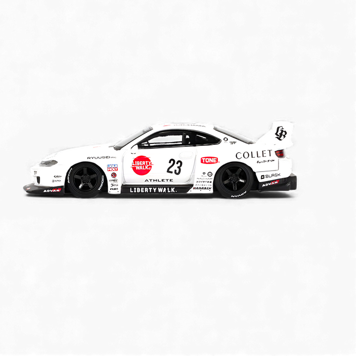 Nissan S15 Silvia LB-Super Silhouette 1:64 by Mini-GT  2