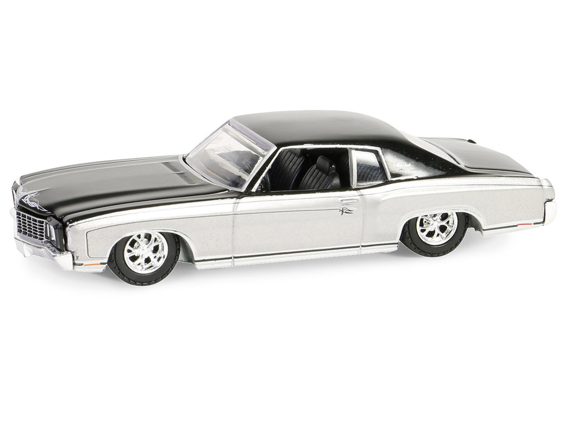 1972 Chevrolet Monte Carlo Lowrider Silver Metallic and Black "California Lowriders" Series 5 1/64 Diecast Model Car by Greenlight-1