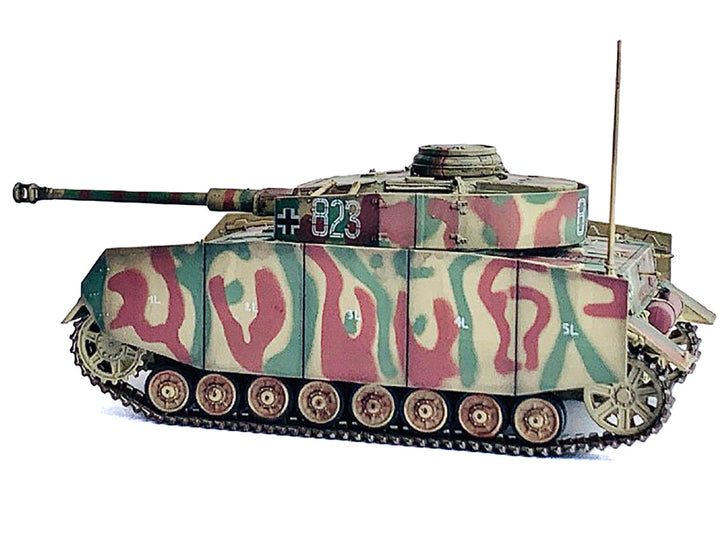 Germany Pz.Kpfw.IV Ausf.H with Schurzen Tank #823 "2.Pz.Div. Normandy" (1944) "NEO Dragon Armor" Series 1/72 Plastic Model by Dragon Models-1