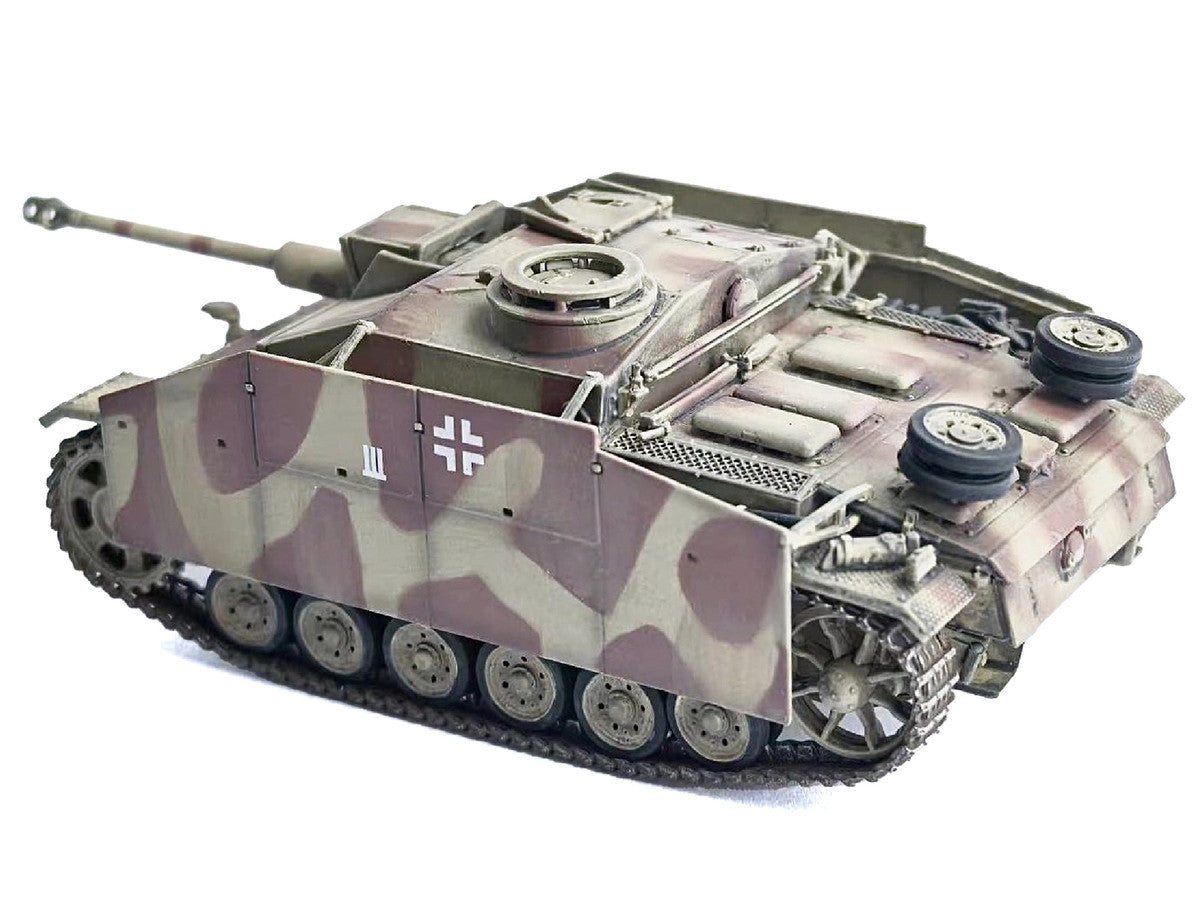 Germany StuG III Ausf. G "Early Production" with Schurzen Tank "Pz.Gren.Div. Totenkopf Kursk" (1943) "NEO Dragon Armor" Series 1/72 Plastic Model by Dragon Models-2