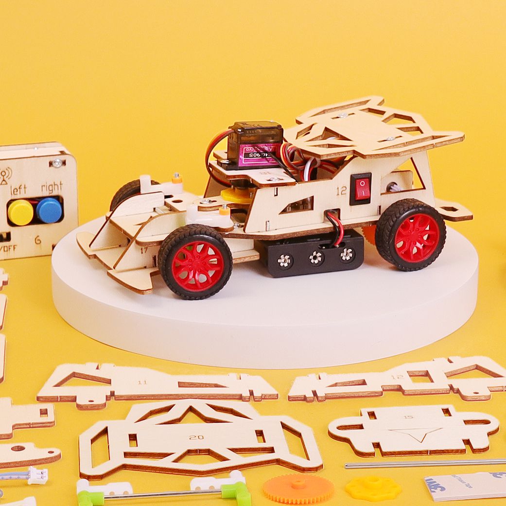 Remote-Controlled Steering Car DIY Kit, Educational STEM Toy