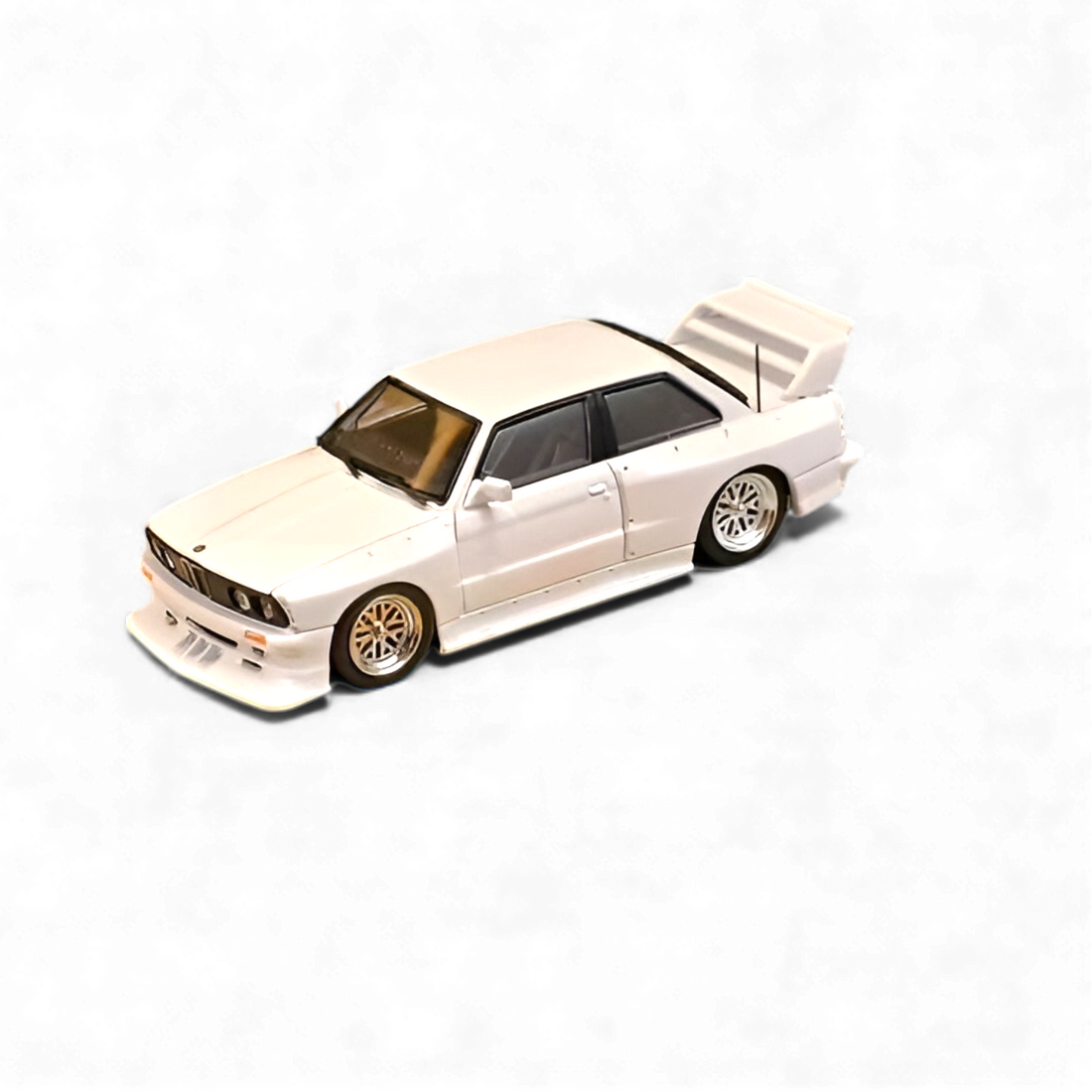 SW BMW E30 M3 LTO Modified - White 1:64