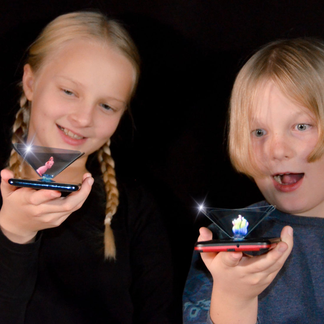 Holomonsters "Guardians of the Earth" 3D Hologram Comic Book and 2 Game Bundle