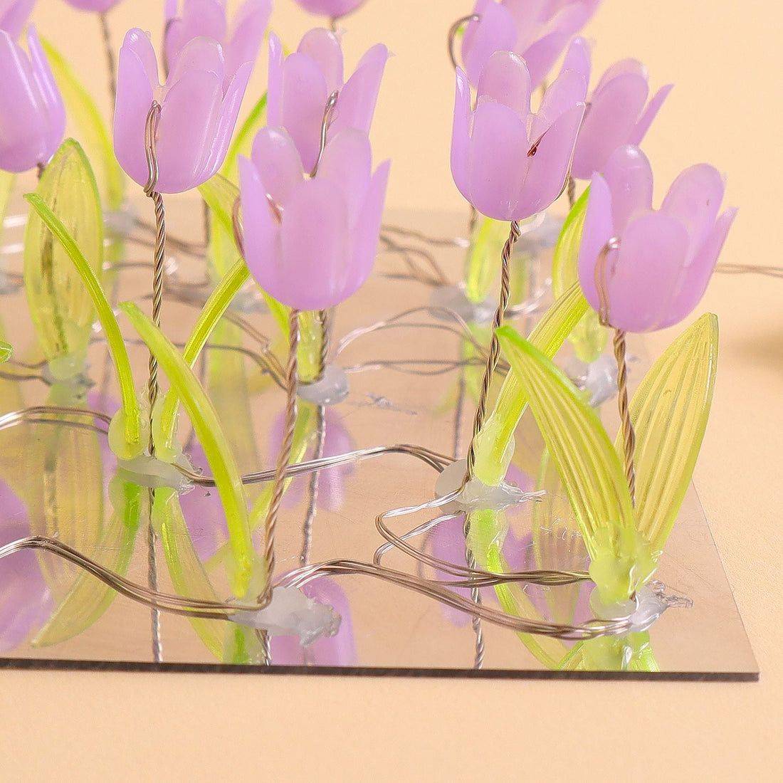 Tulip Mirror LED Night Light - Purple 9