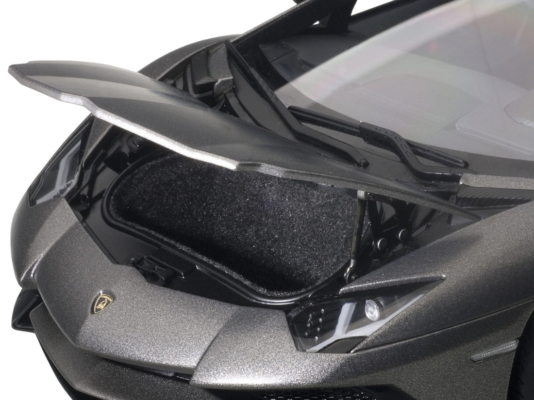 Lamborghini Aventador LP750-4 SV Grigio Titans/ Matt Grey 1/18 Model Car by Autoart-1