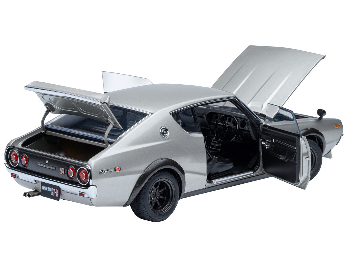Nissan Skyline 2000GT-R (KPGC110) Tuned Version RHD (Right Hand Drive) Silver Metallic 1/18 Model Car by Autoart-0
