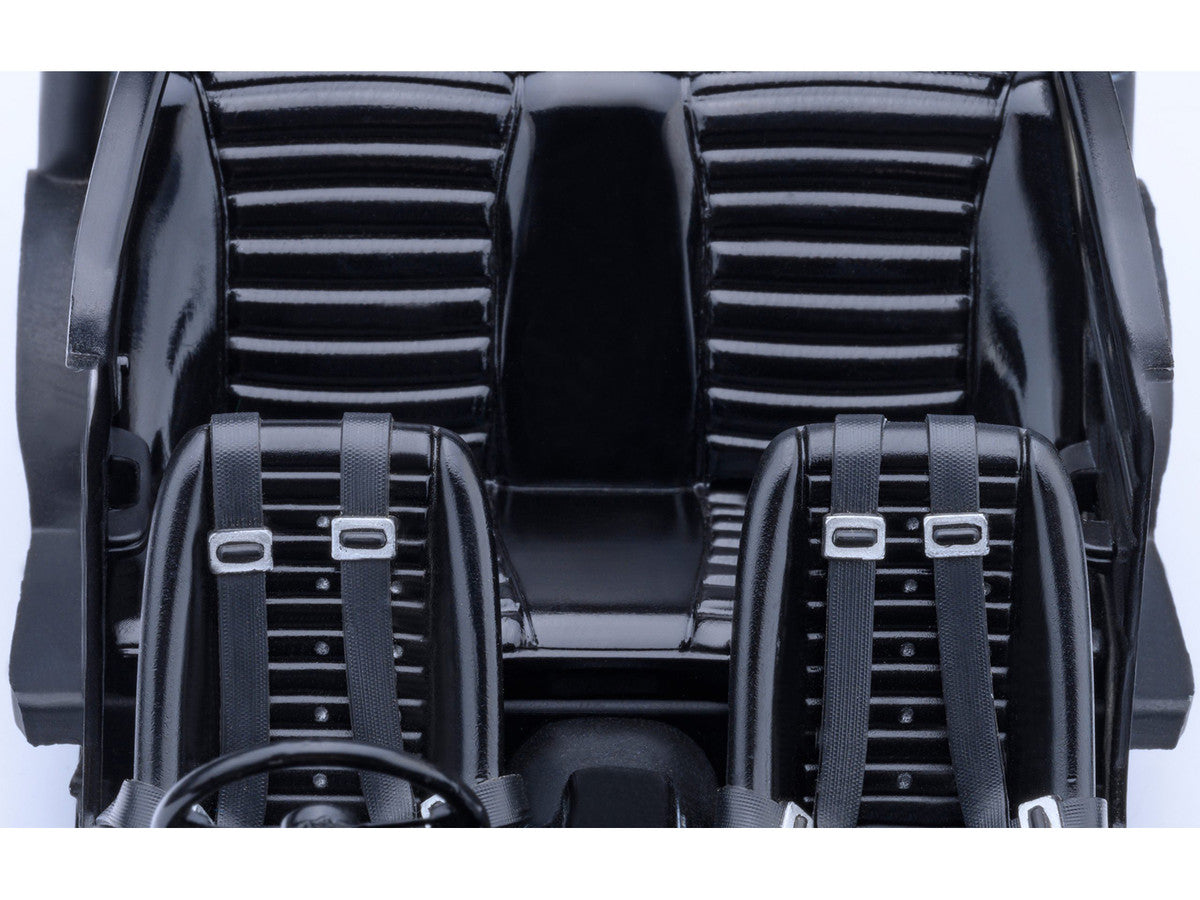 Nissan Skyline 2000GT-R (KPGC110) Tuned Version RHD (Right Hand Drive) White 1/18 Model Car by Autoart-3