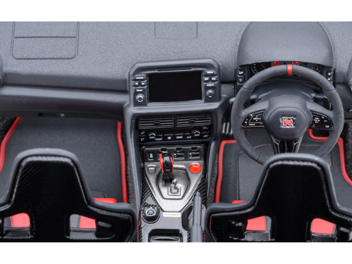2022 Nissan GT-R (R35) Nismo Special Edition RHD (Right Hand Drive) Vibrant Red with Carbon Hood and Top 1/18 Model Car by Autoart-2