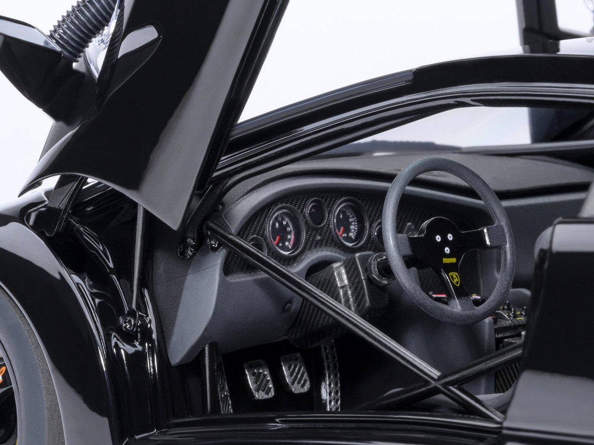 Lamborghini Diablo GTR Deep Black 1/18 Model Car by Autoart-3