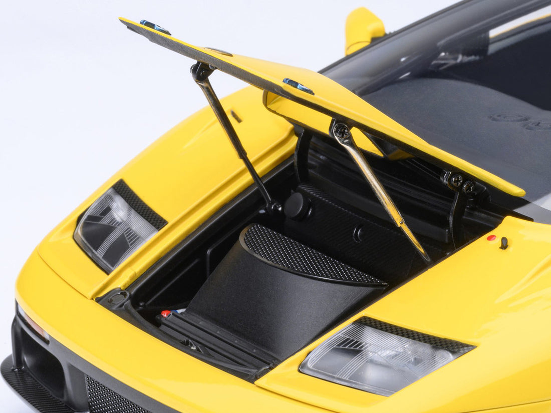 Lamborghini Diablo GTR Superfly Yellow 1/18 Model Car by Autoart-1