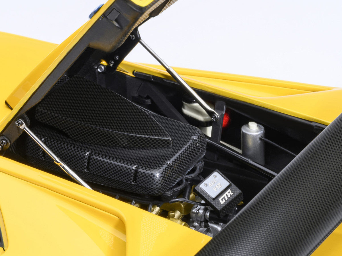 Lamborghini Diablo GTR Superfly Yellow 1/18 Model Car by Autoart-2