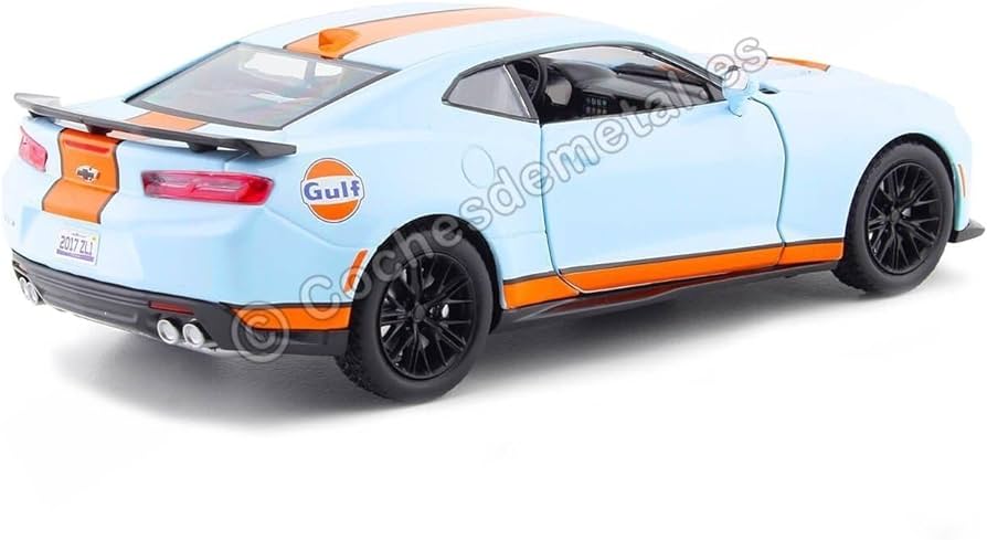 Chevrolet Camaro ZL1 2017 with Gulf Livery Motormax 1:24 | 79656 Rear and Side View