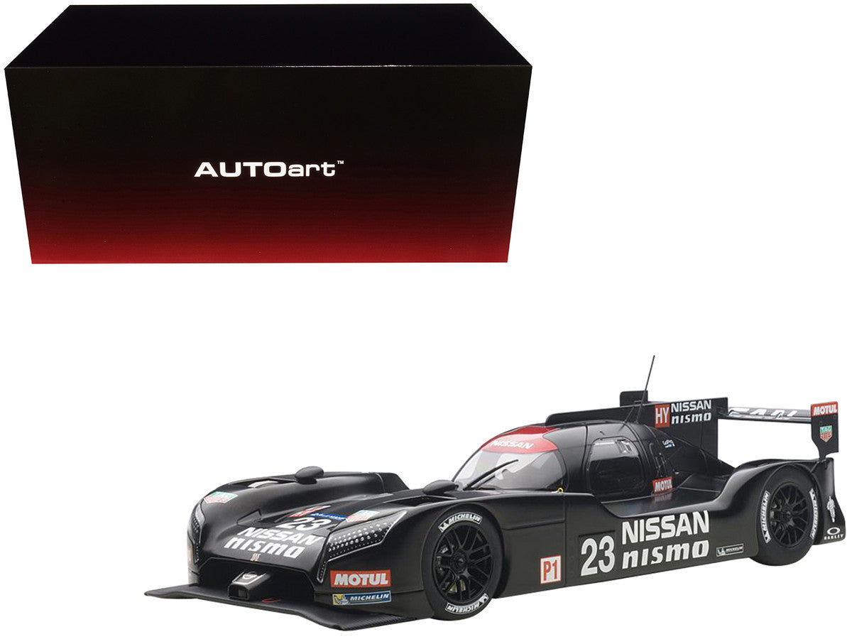 日産GT-R LM NISMO 1/18 オートアート 【公式通販】