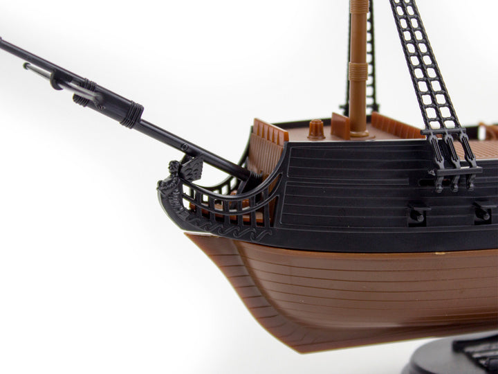 Level 2 Easy-Click Model Kit "The Black Diamond" Pirate Ship 1/350 Scale Model by Revell-1