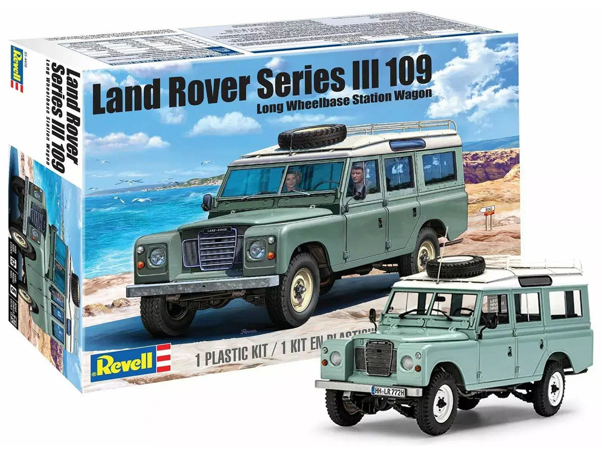 Level 5 Model Kit Land Rover Series III 109 Long Wheelbase Station Wagon 1/24 Scale Model by Revell-4