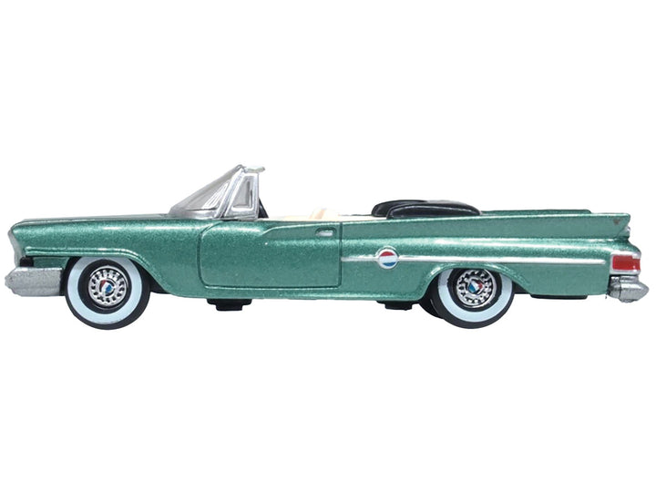 Chrysler 1961 300 Convertible Pinewood Green Metallic 1/87 (HO) Scale Diecast Model Car by Oxford Diecast 2