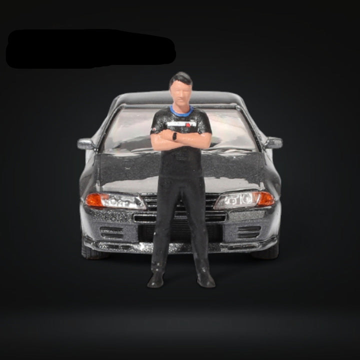 Nissan Skyline R32 Nismo Gunmetal With Matsuda Figure #869 1:64 MGT00869 by Mini-GT  2