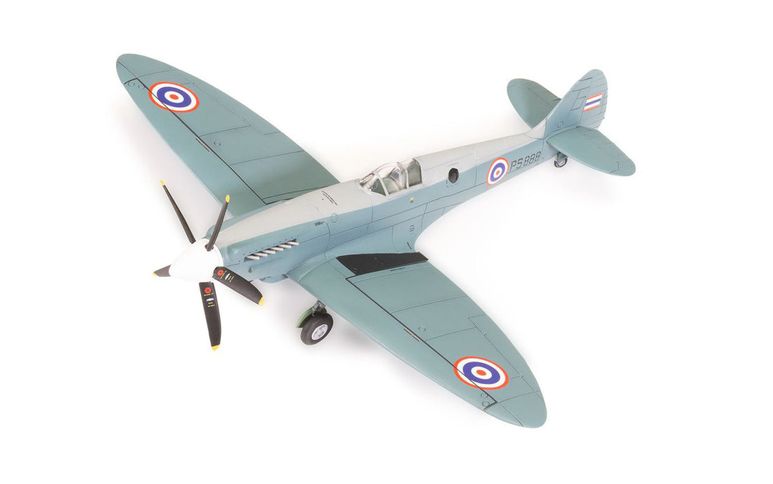 Level 1 Model Kit Supermarine Spitfire PR.XIX Fighter Aircraft 1/72 Plastic Model Kit by Airfix-2