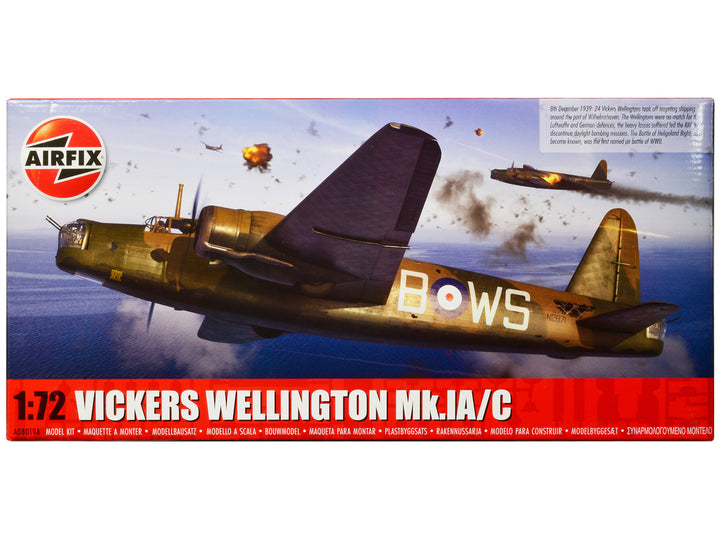 Level 3 Model Kit Vickers Wellington Mk.IA/C Bomber Aircraft with 2 Scheme Options 1/72 Plastic Model Kit by Airfix-0