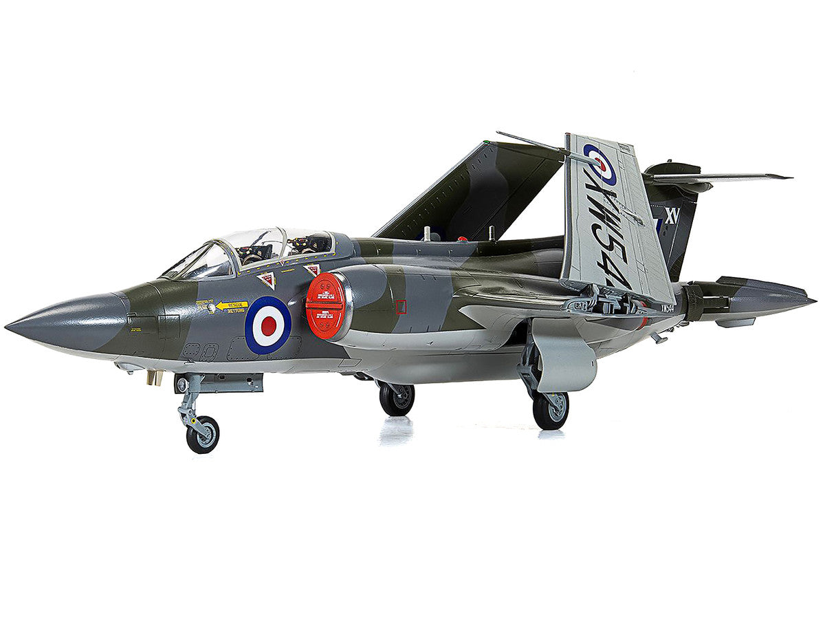 Level 4 Model Kit Blackburn Buccaneer S.2B Aircraft with 3 Scheme Options 1/48 Plastic Model Kit by Airfix-4