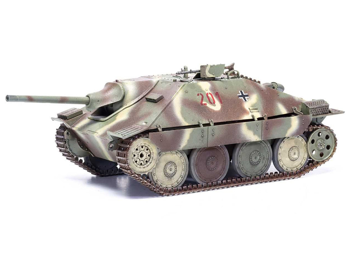 Level 3 Model Kit Jagdpanzer 38(t) Hetzer "Late Version" Tank with 2 Scheme Options (Level 3) 1/35 Plastic Model Kit by Airfix-2